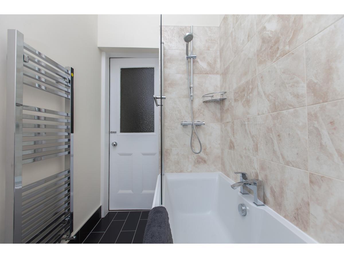 Pass The Keys Spacious 2-Br Flat For 4 In Morningside Edinburgh Buitenkant foto